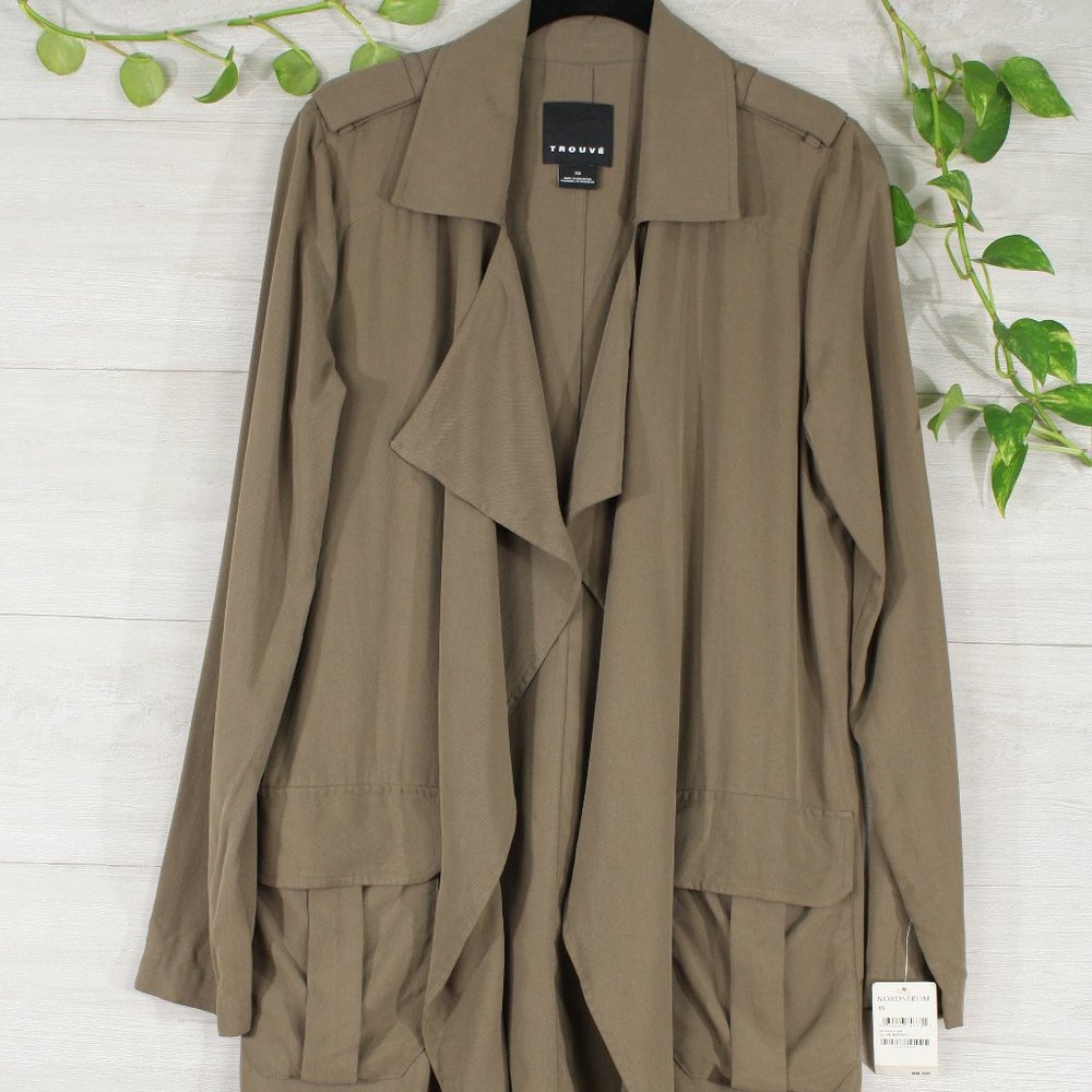 SOLD OUT!!🥰Trouve Drape Front Military Jacket